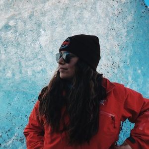 Meet your Posher, Julia